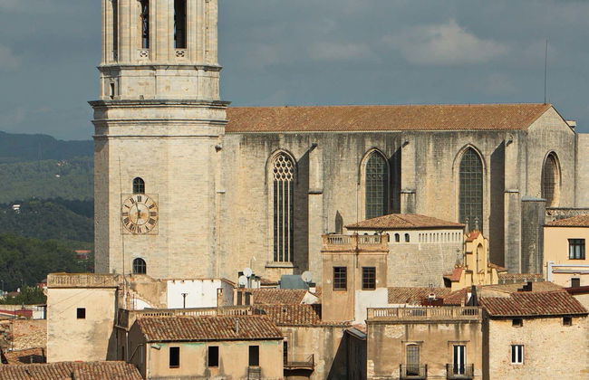 Girona Art Museum, Cathedral, and Sant Feliu Basilica Combo Ticket - Foto 3