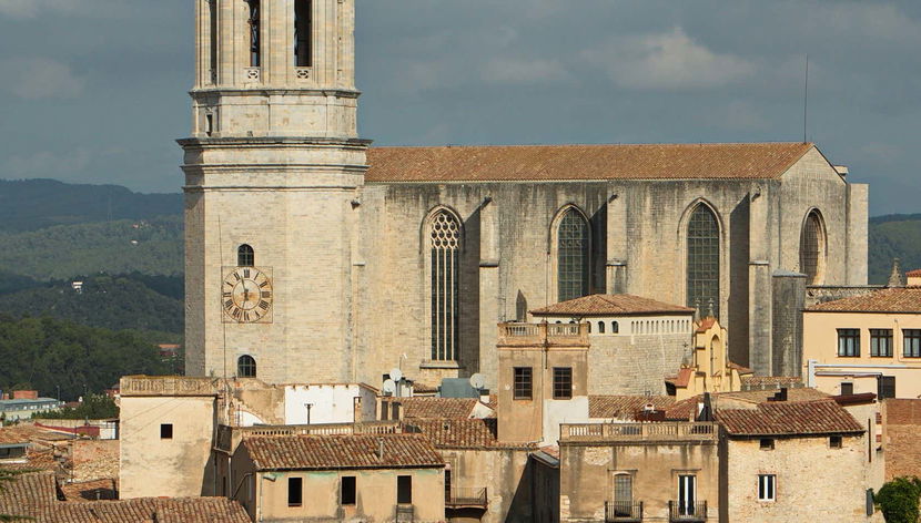 Girona Art Museum, Cathedral, and Sant Feliu Basilica Combo Ticket
