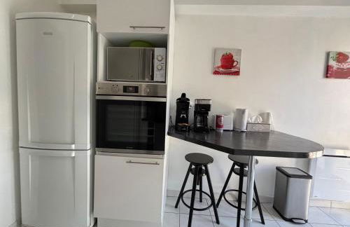 Jolie Colombe, maison 3 ch 2 sdb beau jardin terrasse aménagée à 15 mn à pied de la mer du centre Port en Bessin proche golf et d'Omaha Beach et Bayeux - Photo 14