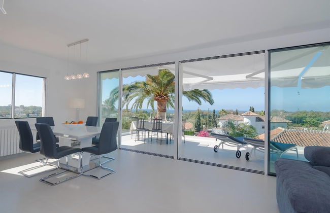 Villa Near Beach In Marbella - Photo 33