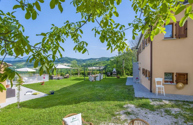 Villa in Pergola With Pool and Beach Nearby - Foto 32