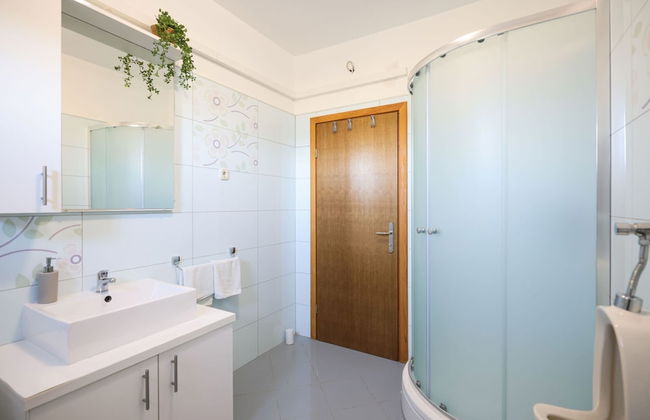 Holiday Home in Prkos With Private Pool - Foto 20