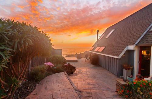 Spectacular Oceanfront Studio with Hot Tub & Loft - Foto 6