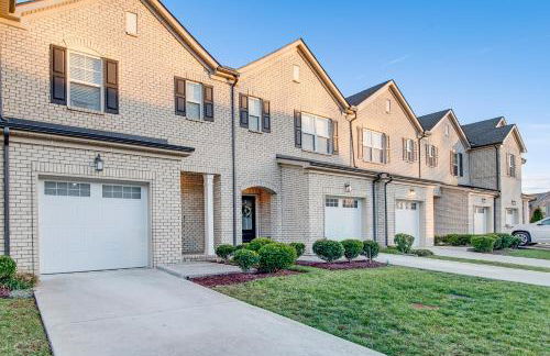 Work and Play Near Old Hickory Lake! Home with Patio - Photo 4