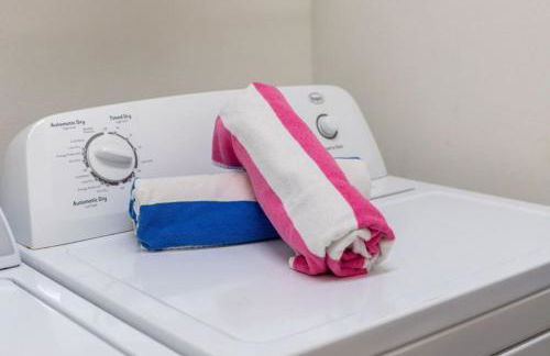 Beautiful Lake View Pool House Brand new Hot Tub - Foto 40