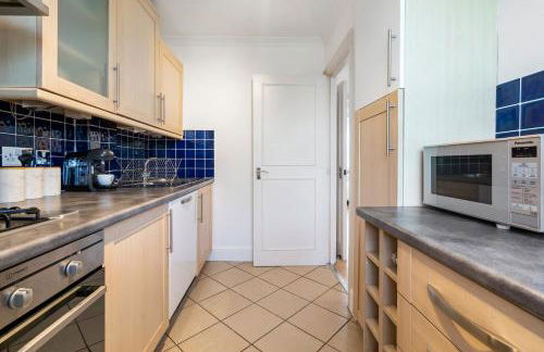 Charming London Apartment With 2 Bedrooms - Photo 18