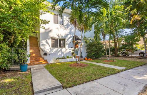 Tropical Paradise in Miracle Mile with Parking - Foto 49