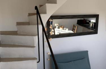 Charmante maisonnette proche du centre du village - Foto 4