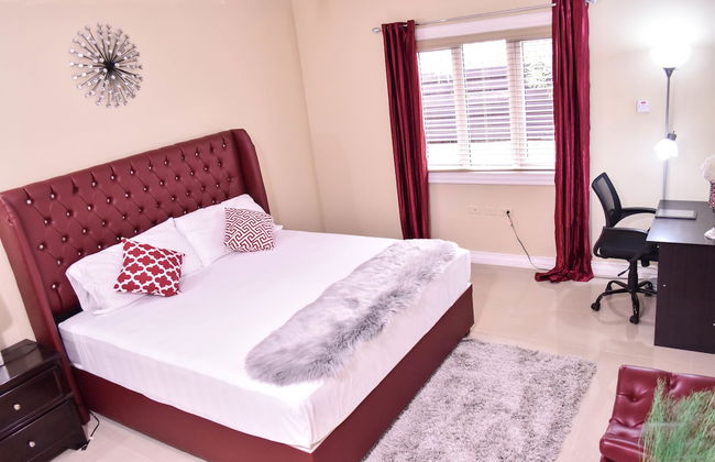 Executive Arcadia Luxury Guest Apartment - Photo 34