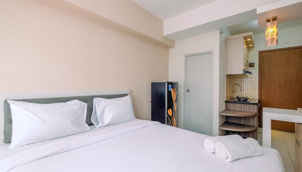 Well Designed and Comfy Studio at Podomoro Golf View Apartment - Foto 3, Habitación