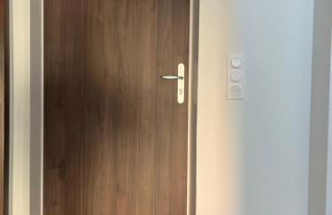 LE COSY Sarrebourg Wifi Netflix Tout à pied Proche center parc Proche gare - Foto 13