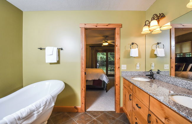 Bears Lair by Taylor Made Deep Creek - Photo 16