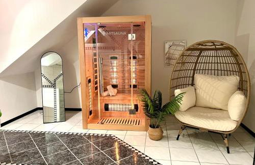 flair Apartment Stadtoase Fulda I private Sauna & Whirlpool I Balkon I 2x Parken I Kaffee I Highspeed WLAN I Disney plus - Foto 2