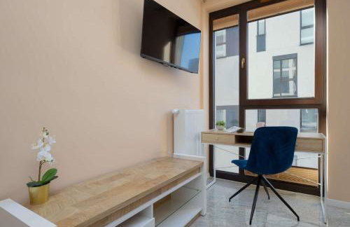 Bright Apartment Przyokopowa in the Centre of Warsaw with Parking by Noclegi Renters - Foto 2
