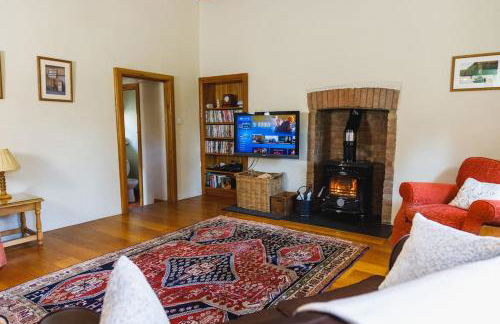 Converted Buttery Cottage in Pembrokeshire - Photo 34