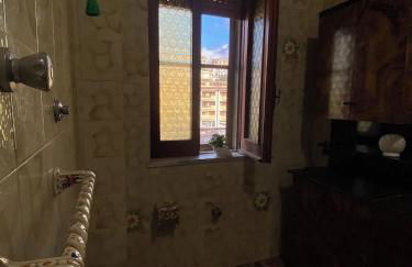 Piccolo Paradiso Appartamento vicino a stazione e spiaggia - Photo 14