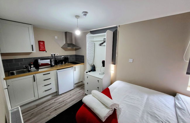 Comfortable Stay - LB Ave - Photo 22