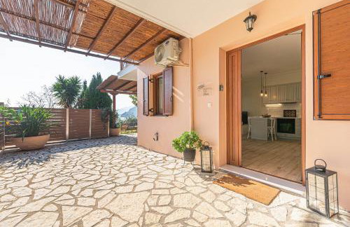 Paralio Astros Beachfront Suites - Photo 47