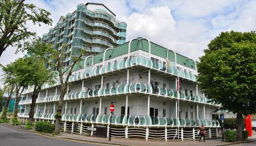 Sunshine Place - Photo 1