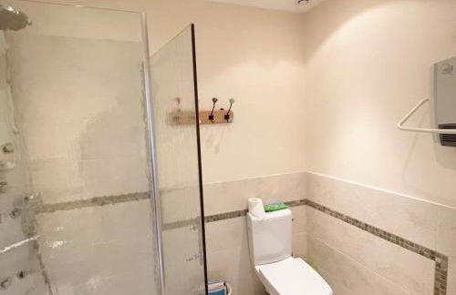 Charmant gîte à Pontlevoy avec cour privée, vélos, terrasse et proche des châteaux et commerces - FR-1-491-353 - Photo 18