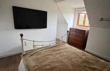 The Acorn Hideaway - Photo 4