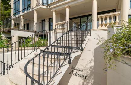 grand studio terrasse de standing, pleine vue village et proche mer - Foto 15