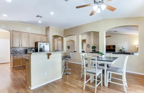 4 Mi to Surprise Stadium! Home with Furnished Patio - Foto 9