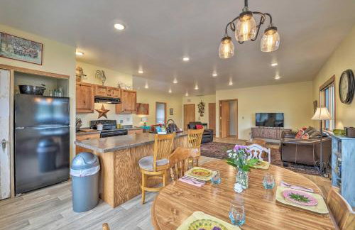 Large Ten Sleep Home on Main St, 10 Mins to Canyon - Foto 11