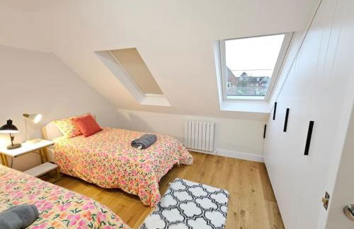 Homely 6 bed Cottage 30 mins to Heathrow, London, Legoland, Windsor Castle - Photo 65