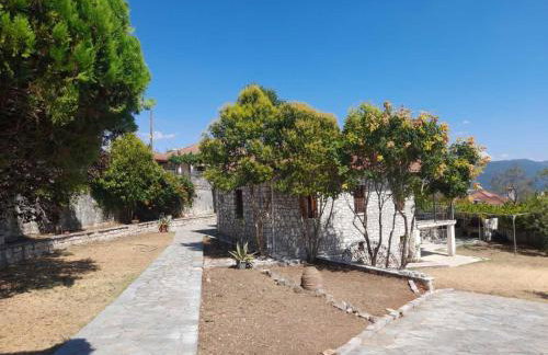 Το πετρόσπιτο - Foto 3