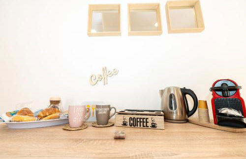 Margot Family - Photo 21