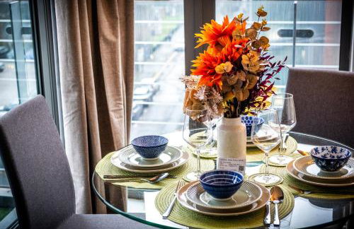 Orient CityView with FreePark and Netflix - Photo 49