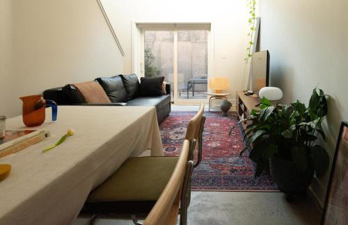 Designer 2-Bed Loft in Art Museum Area with Patio - Foto 24