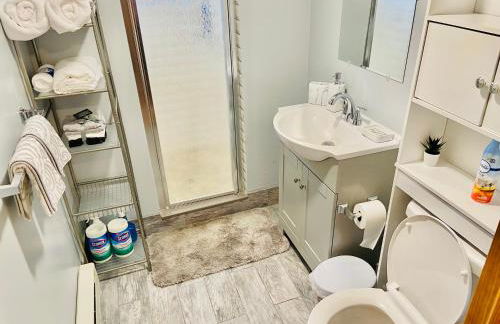 Bright, Stylish & Cozy Private Attic Unit near NYC! - Foto 9