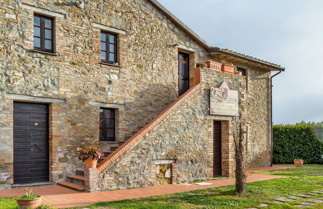 Cottage in Magione Near Lake Trasimeno - Photo 1