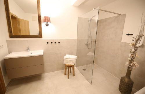 Aparthotel Deutscher Kaiser Ferienwohnungen - Foto 18