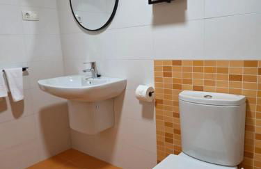 Costa Foz Apartment Playa de Llas, terraza, piscina y pista de pádel - Foto 38