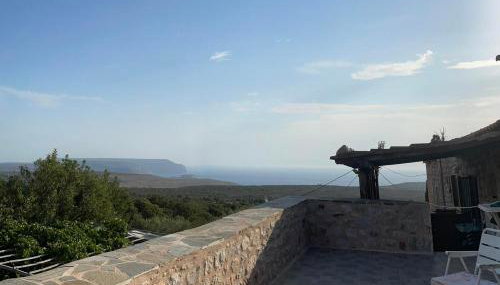 Πετροχτιστο Ρηνιω - Foto 1