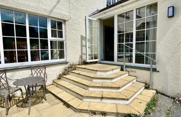 Lynwood House Self Contained Studio - Photo 1