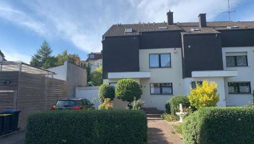 Private Studio Apartment with Balcony in Dortmund-Brackel - Foto 2