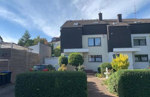 Private Studio Apartment with Balcony in Dortmund-Brackel - Foto 2