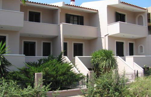 Lakonia Bay Apartments - Photo 6