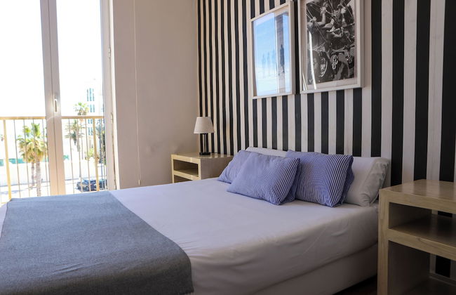 Valencia Luxury - Malvarrosa Beach - Photo 2