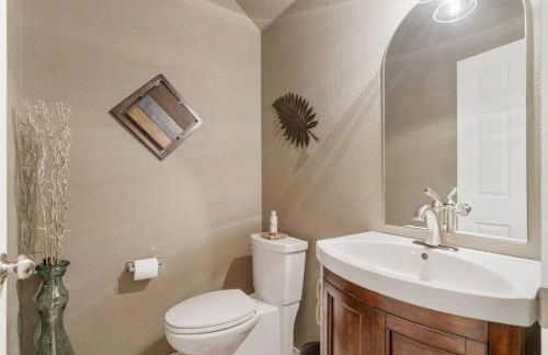 Jenks Oasis-5BR Near Tulsa and Premium Outlets - Foto 22