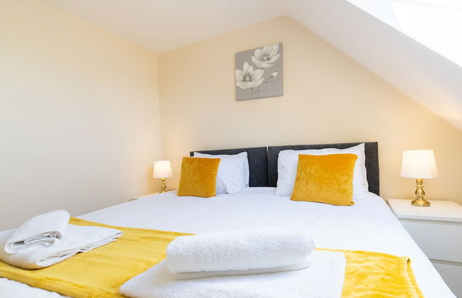 Velvet 1-bedroom Penthouse, Clockhouse, Hoddesdon - Foto 4