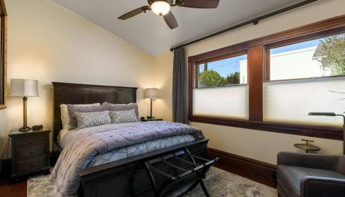 Upscale Downtown Home Walk to Beach shops Bars 2 - Foto 4