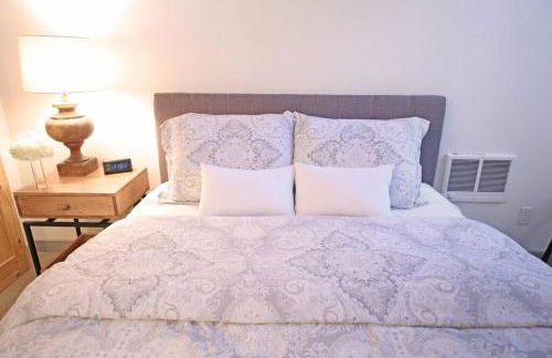 Ocean Front...Sand in your toes getaway!! - Foto 14