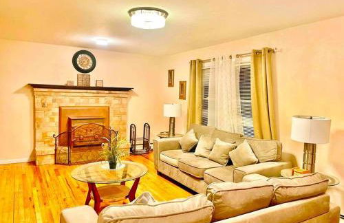 Scenic Views & River Access, Cozy River Home - Foto 4