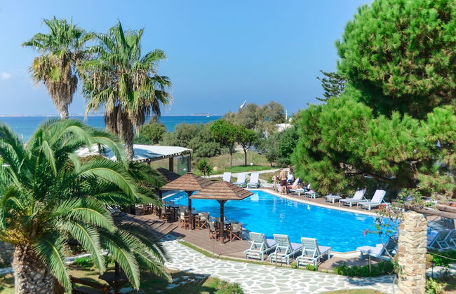 Alkyoni Beach Hotel - Photo 1