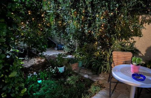 Σπιτάκι στον κήπο - Foto 44